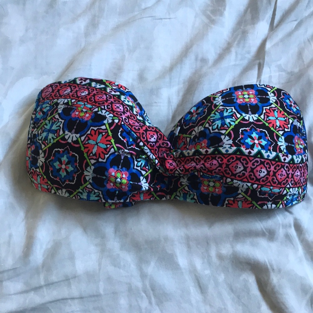 Bathing suit top